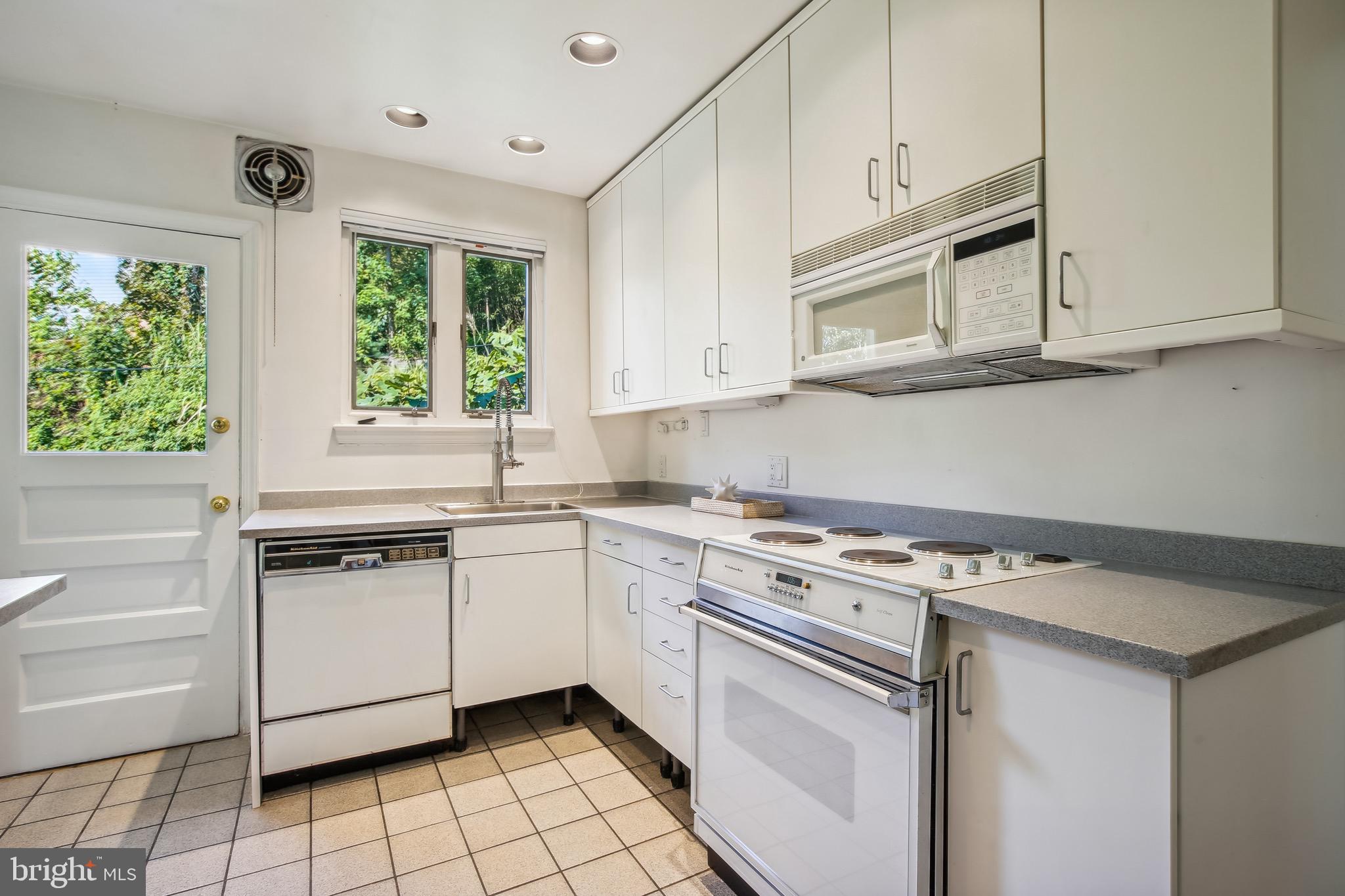 4531 Q Place Northwest Washington, DC 20007 - Photo 11 of 58 Kitchen features perfect view of rear yard