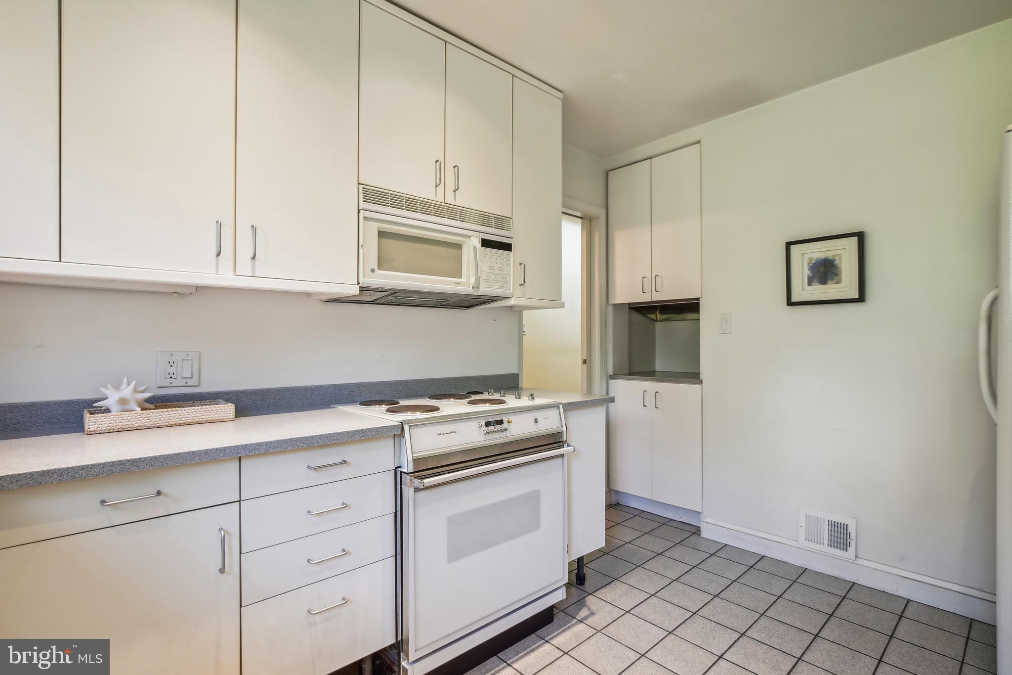 4531 Q Place Northwest Washington, DC 20007 - Photo 13 of 58 Kitchen