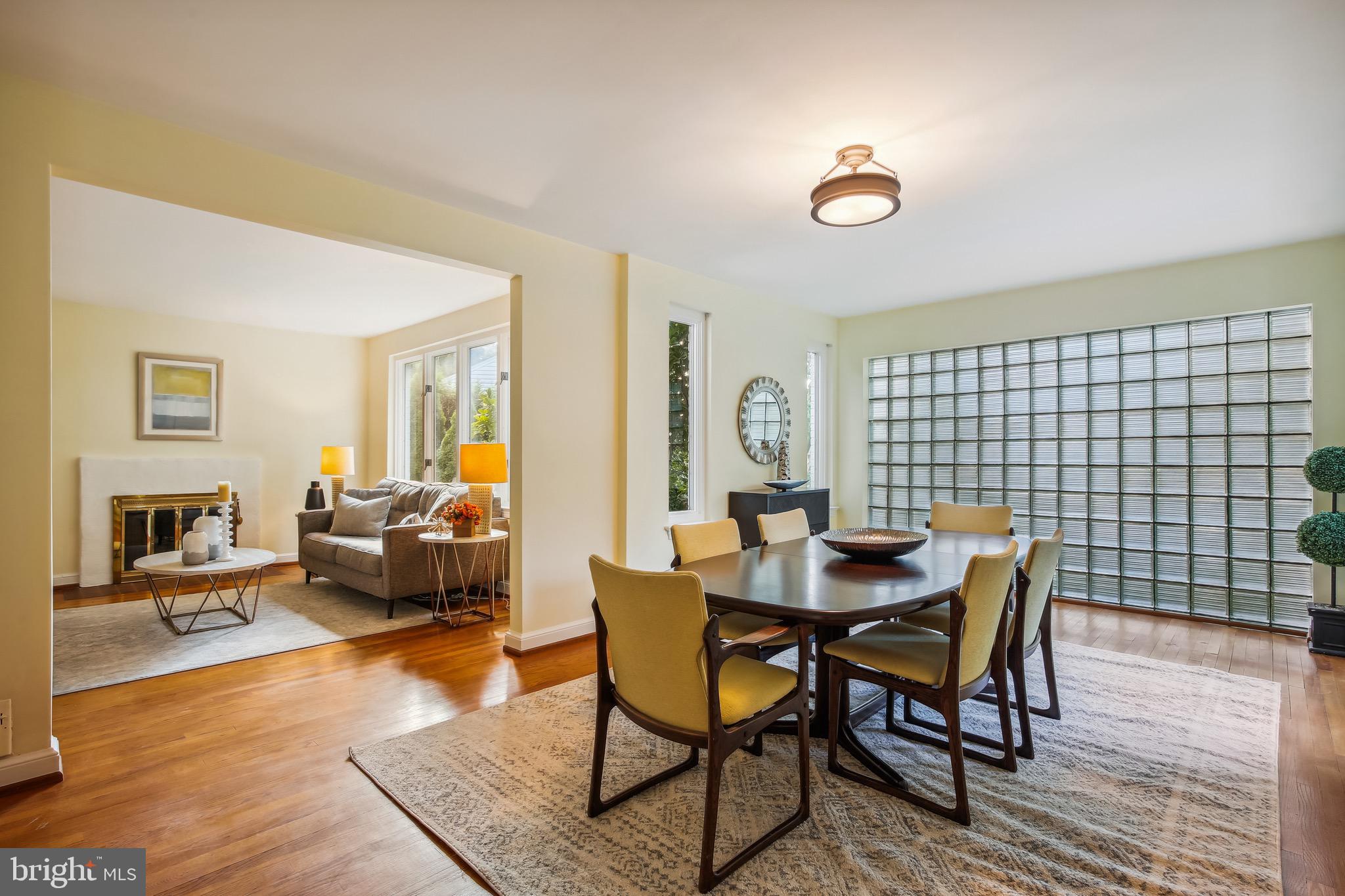 4531 Q Place Northwest Washington, DC 20007 - Photo 8 of 58 Generously sized DR fits all entertaining needs