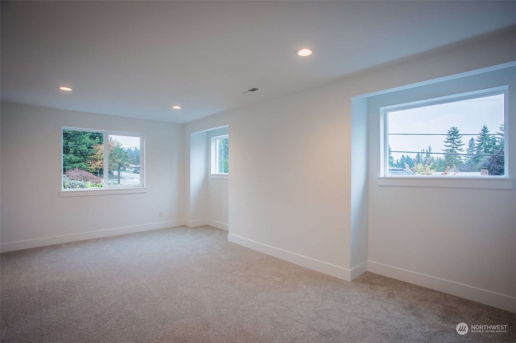 14040 Southeast 200th Street Renton, WA 98058 - Photo 11 of 23 Gallery Image 11