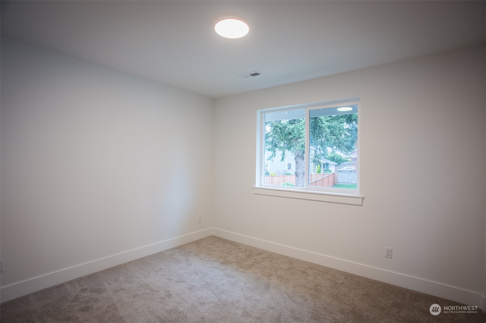 14040 Southeast 200th Street Renton, WA 98058 - Photo 15 of 23 Gallery Image 15