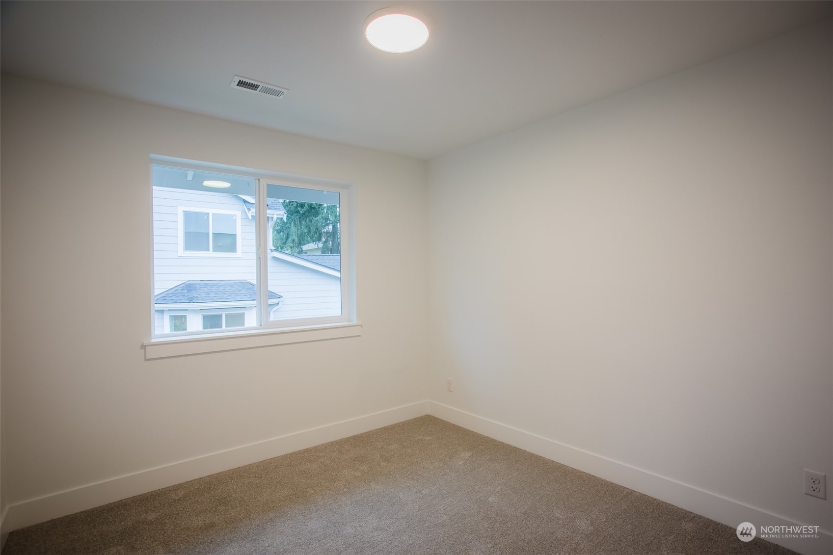 14040 Southeast 200th Street Renton, WA 98058 - Photo 16 of 23 Gallery Image 16