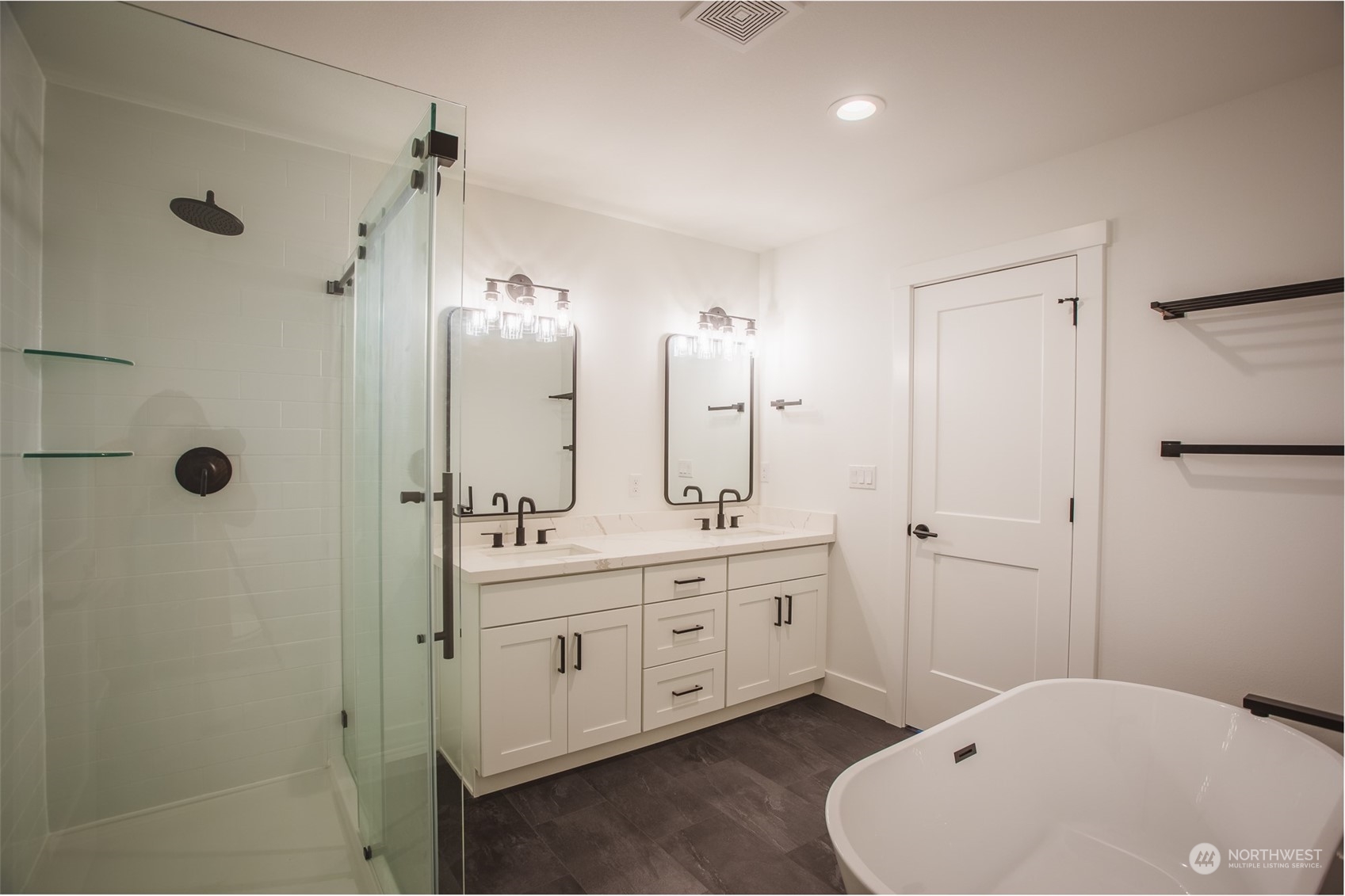 14040 Southeast 200th Street Renton, WA 98058 - Photo 10 of 23 Gallery Image 10