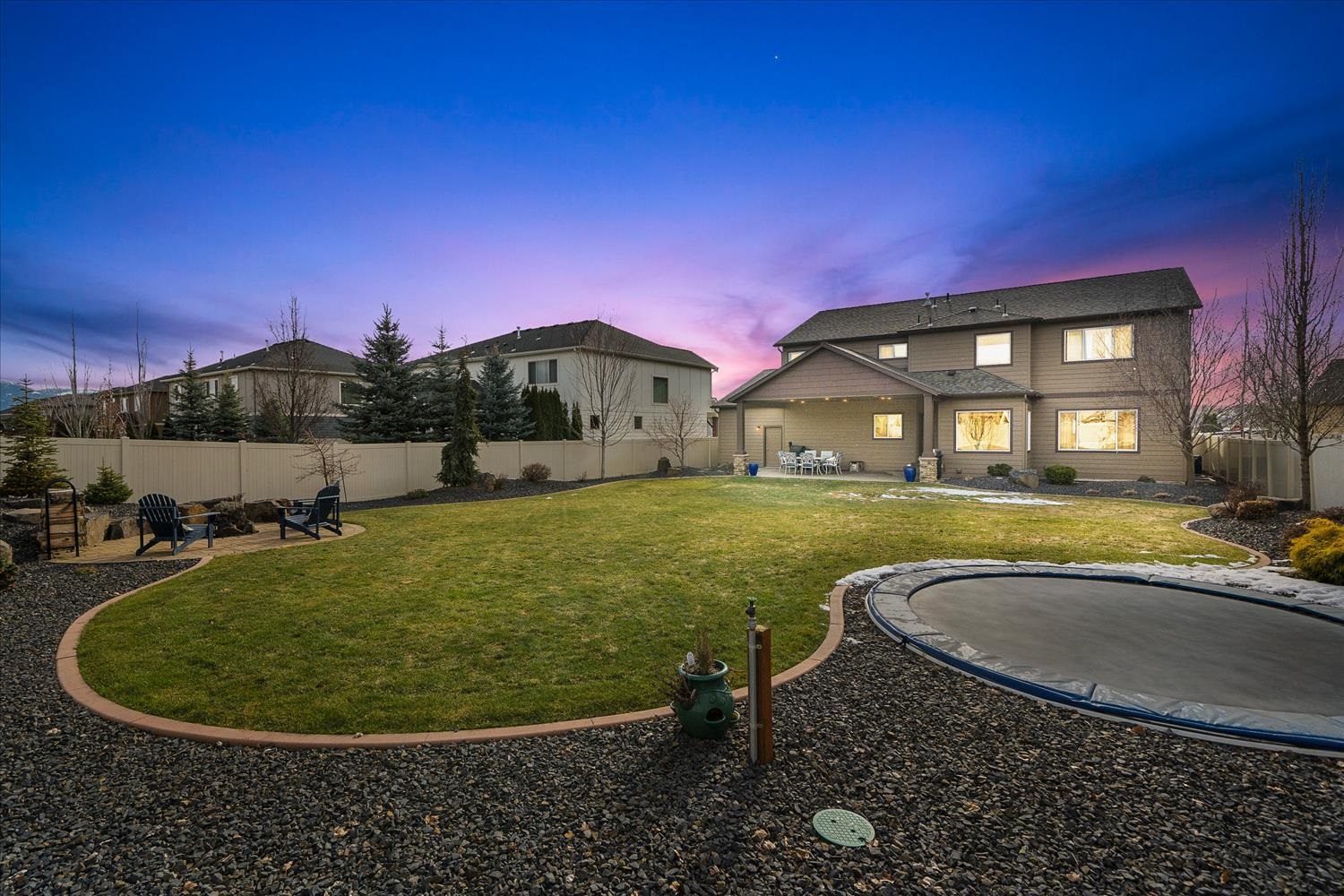 17607 East Daystar Road Spokane Valley, WA 99016 - Photo 2 of 38 Gallery Image 2