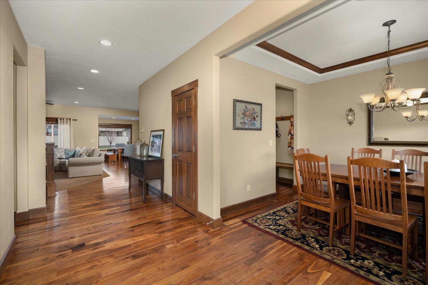 17607 East Daystar Road Spokane Valley, WA 99016 - Photo 4 of 38 Gallery Image 4