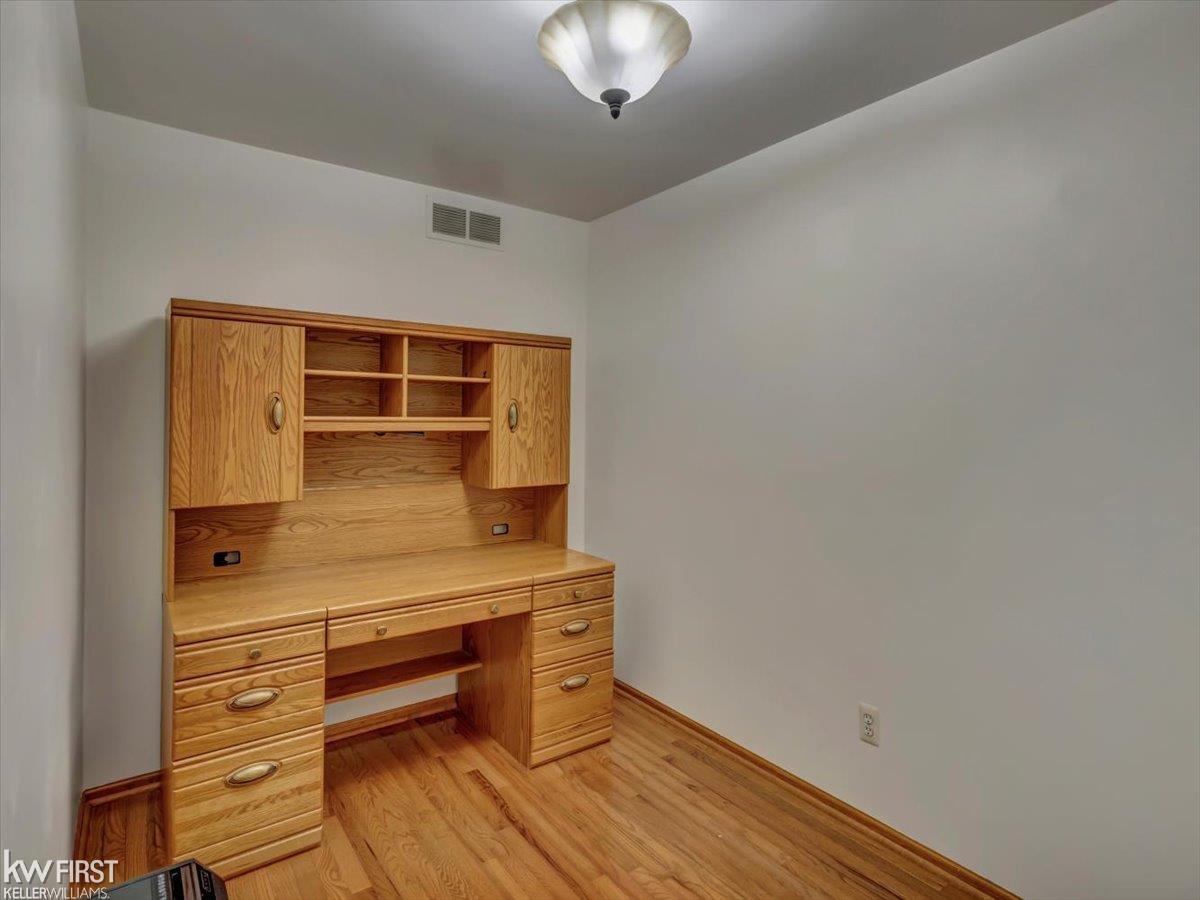 2199 South State Road Davison, MI 48423 - Photo 16 of 45