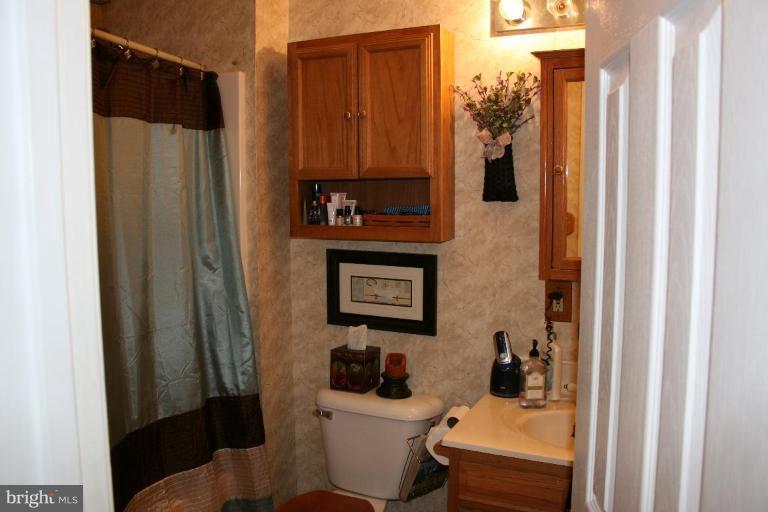 504 North Forrest Street Ranson, WV 25438 - Photo 8 of 8 Bath #1