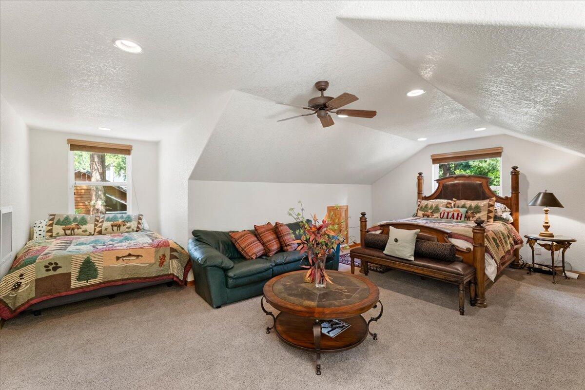 1601 Timber Hills Road Mount Shasta, CA 96067 - Photo 27 of 74 26-DSC03293