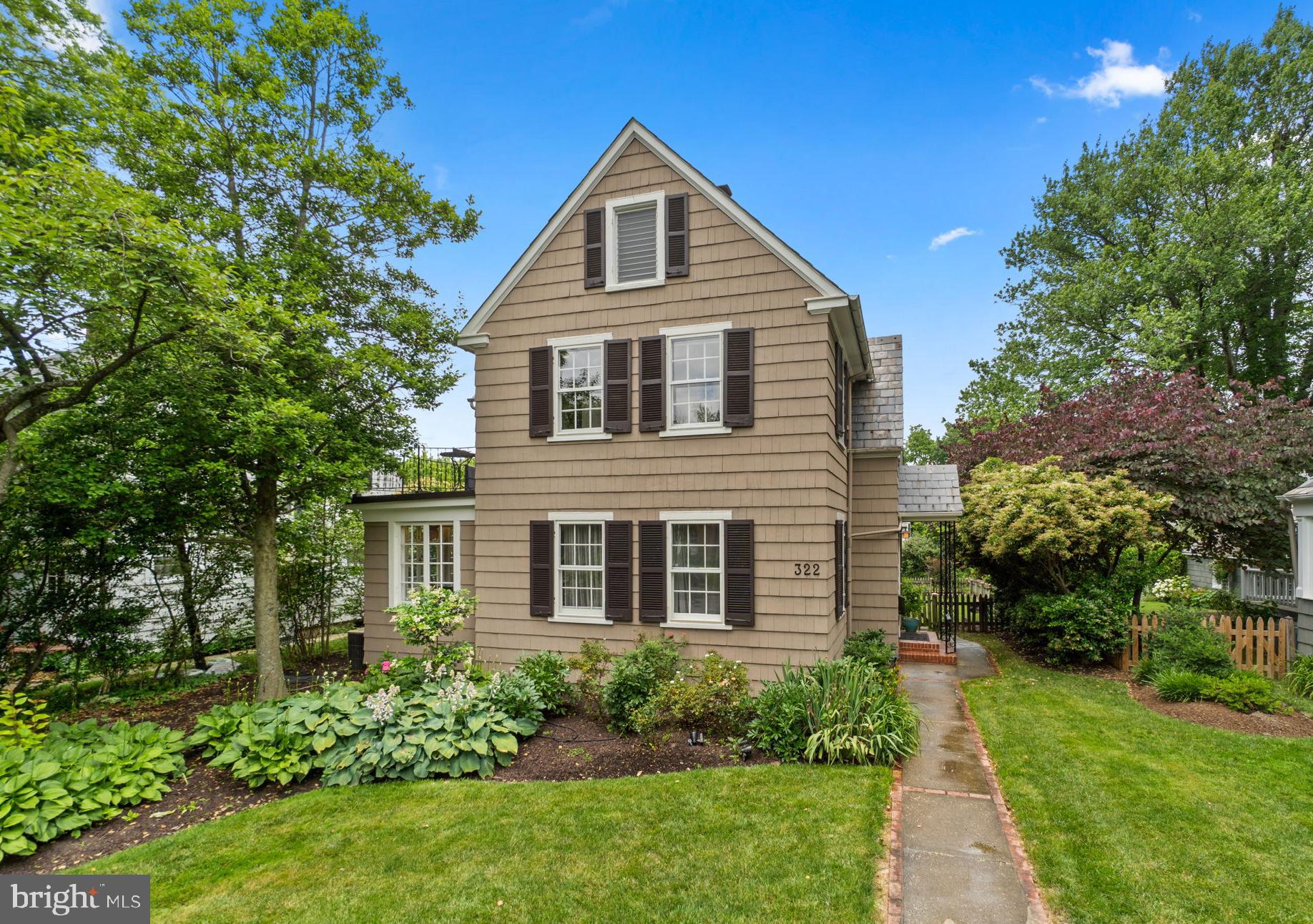 322 St Dunstans Road Baltimore, MD 21212 - Photo 2 of 36 Gallery Image 2
