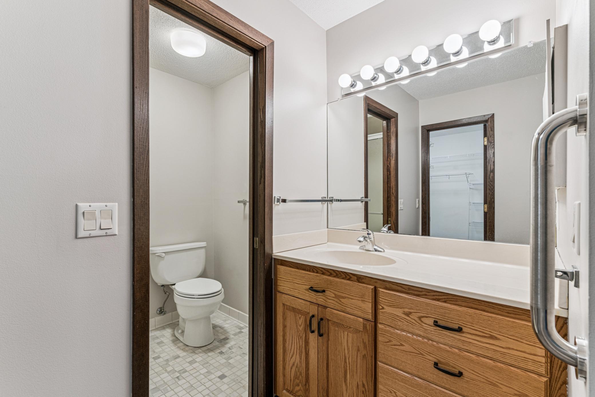 8441 Irwin Road, Unit 110 Bloomington, MN 55437 - Photo 16 of 32