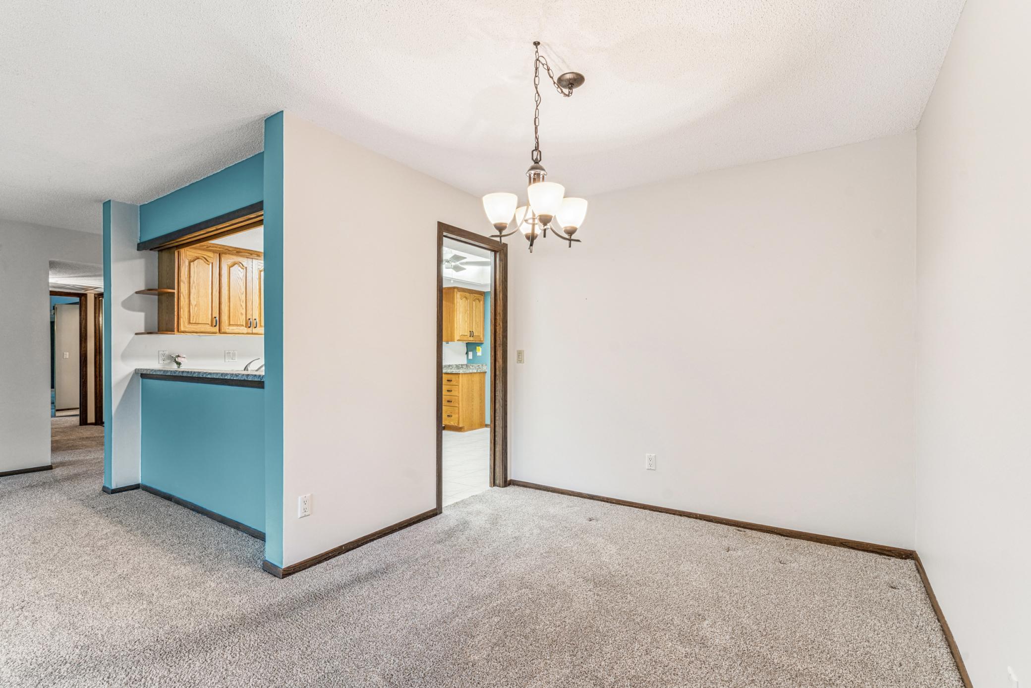 8441 Irwin Road, Unit 110 Bloomington, MN 55437 - Photo 10 of 32