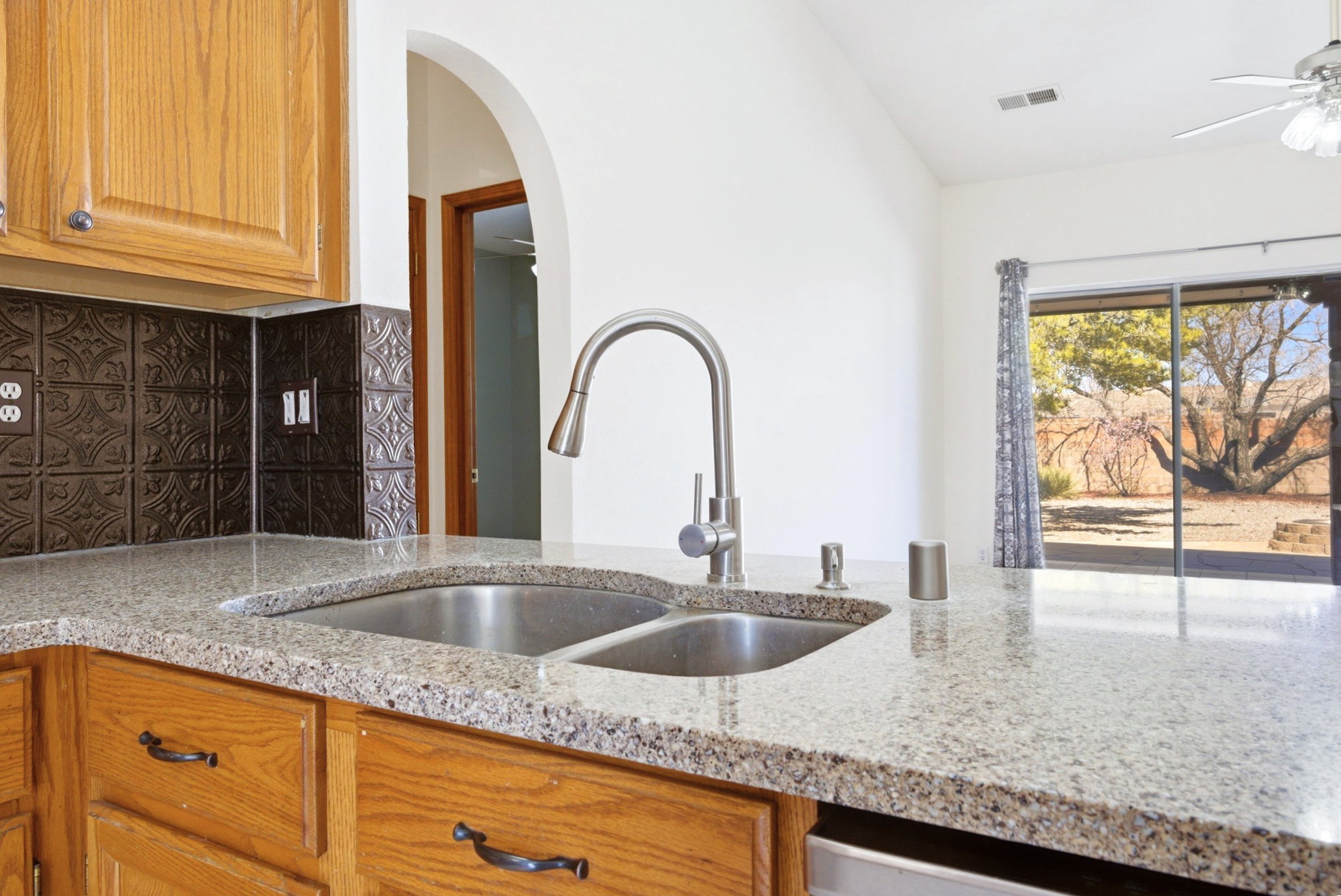 2881 Chessman Drive Southeast Rio Rancho, NM 87124 - Photo 16 of 38