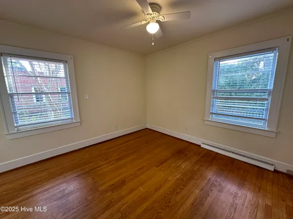 $1,600 | 101 South Main Street, Bath, NC 27808