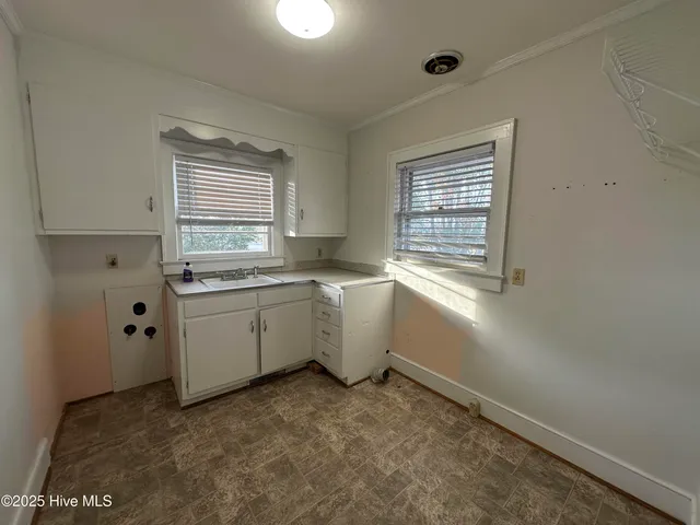 $1,600 | 101 South Main Street, Bath, NC 27808