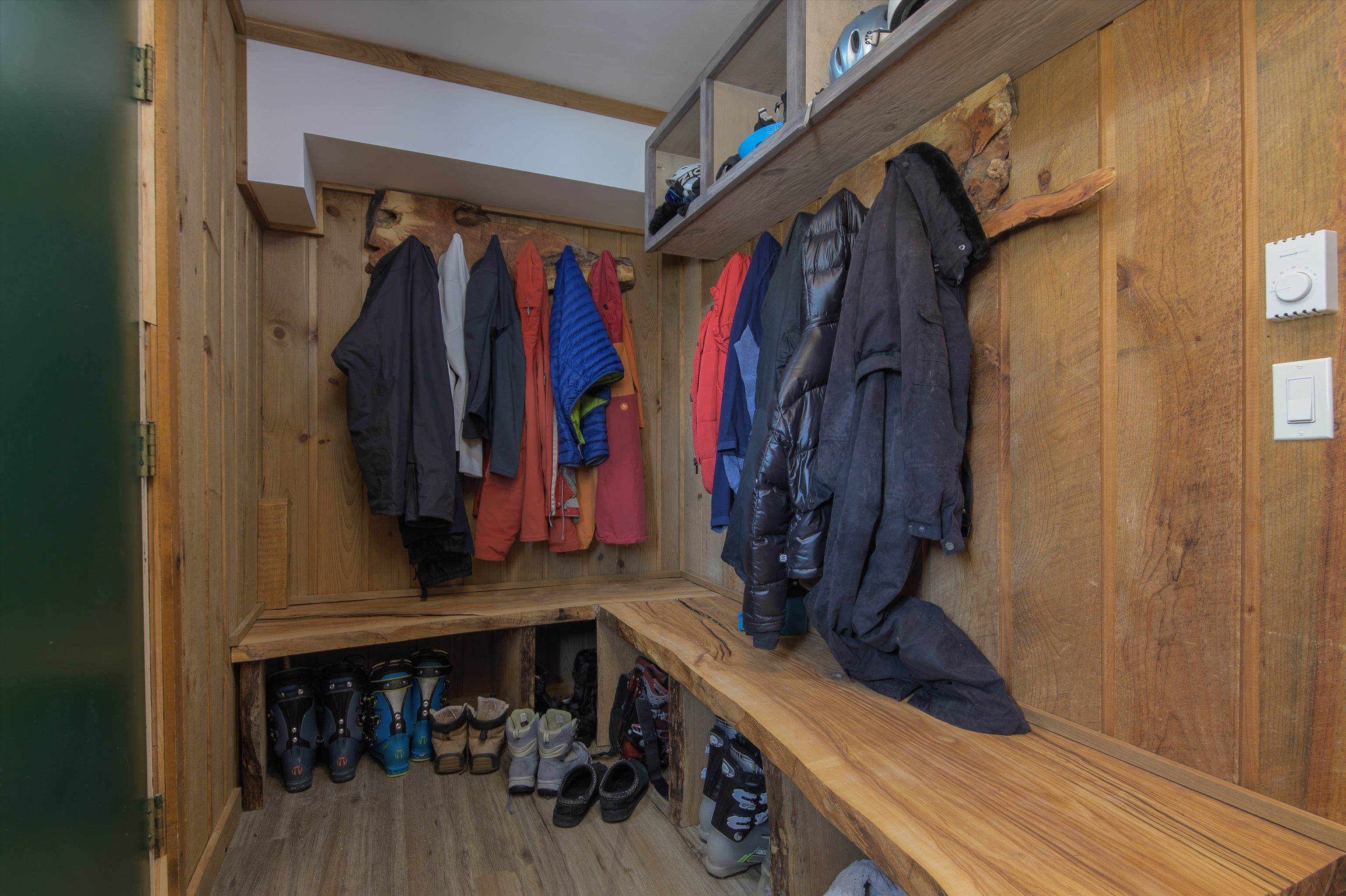 266 Okemo Trailside Extension, Unit 33B Ludlow, VT 05149 - Photo 20 of 40