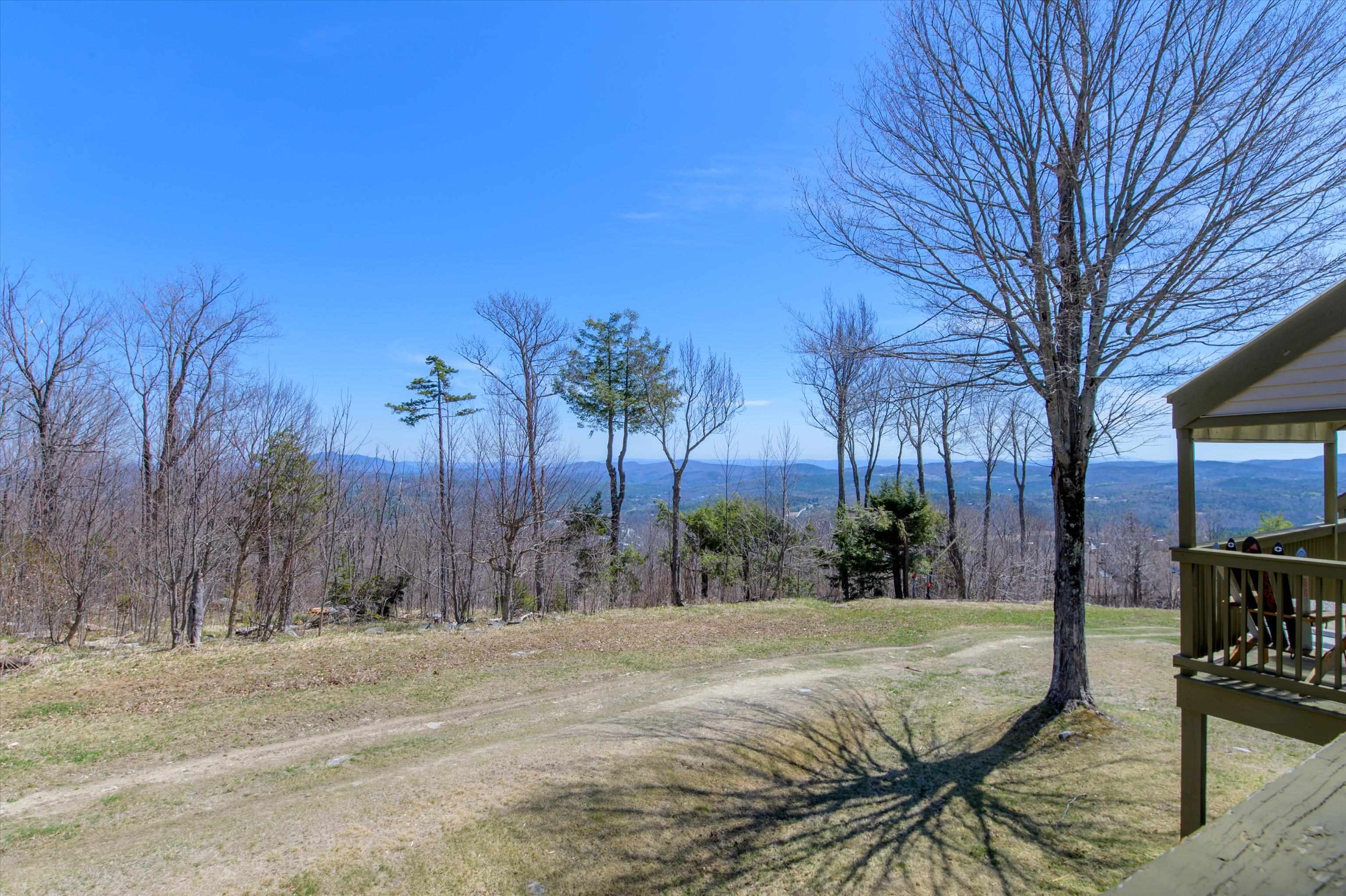 266 Okemo Trailside Extension, Unit 33B Ludlow, VT 05149 - Photo 25 of 40