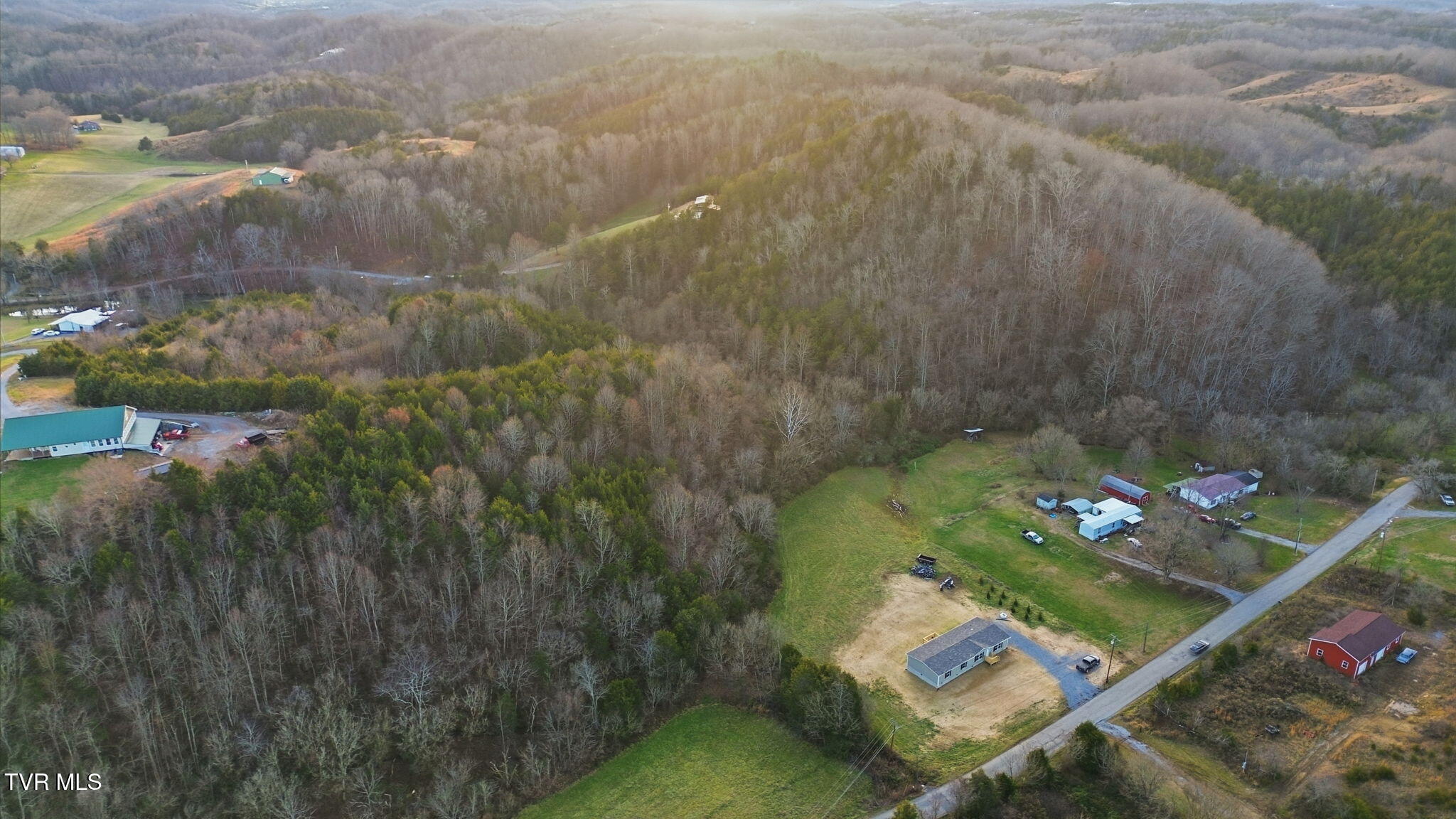 185 Union Road Greeneville, TN 37745 - Photo 35 of 47 35-web-or-mls-IMG_6253