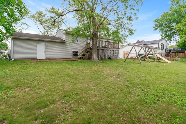 $349,900 | 1710 Peachtree Drive, Valparaiso, IN 46383