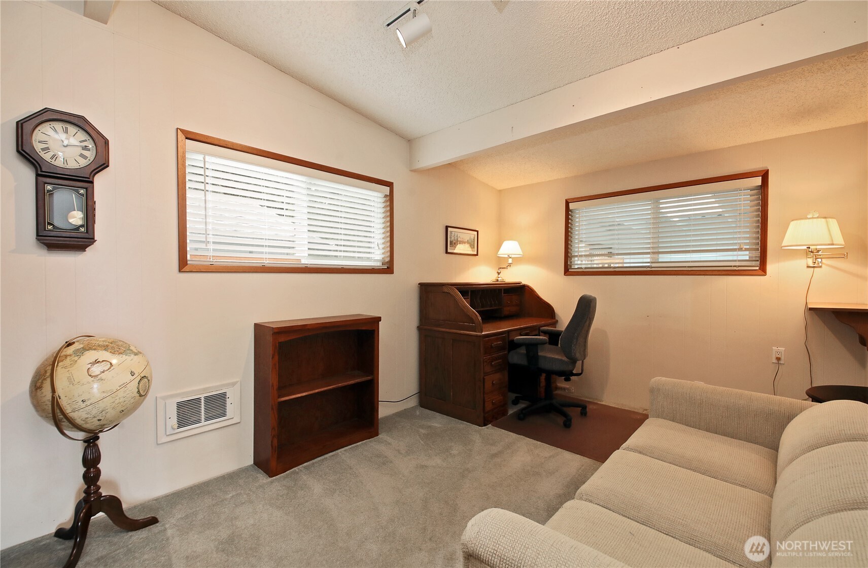 538 East Bush Point Road Freeland, WA 98249 - Photo 32 of 39