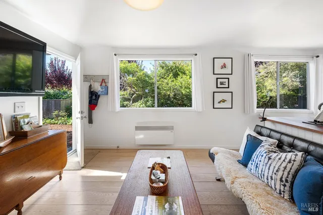 $2,300,000 | 40-42 Arenal Avenue, Stinson Beach, CA 94970