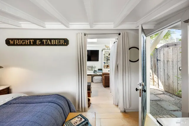 $2,300,000 | 40-42 Arenal Avenue, Stinson Beach, CA 94970