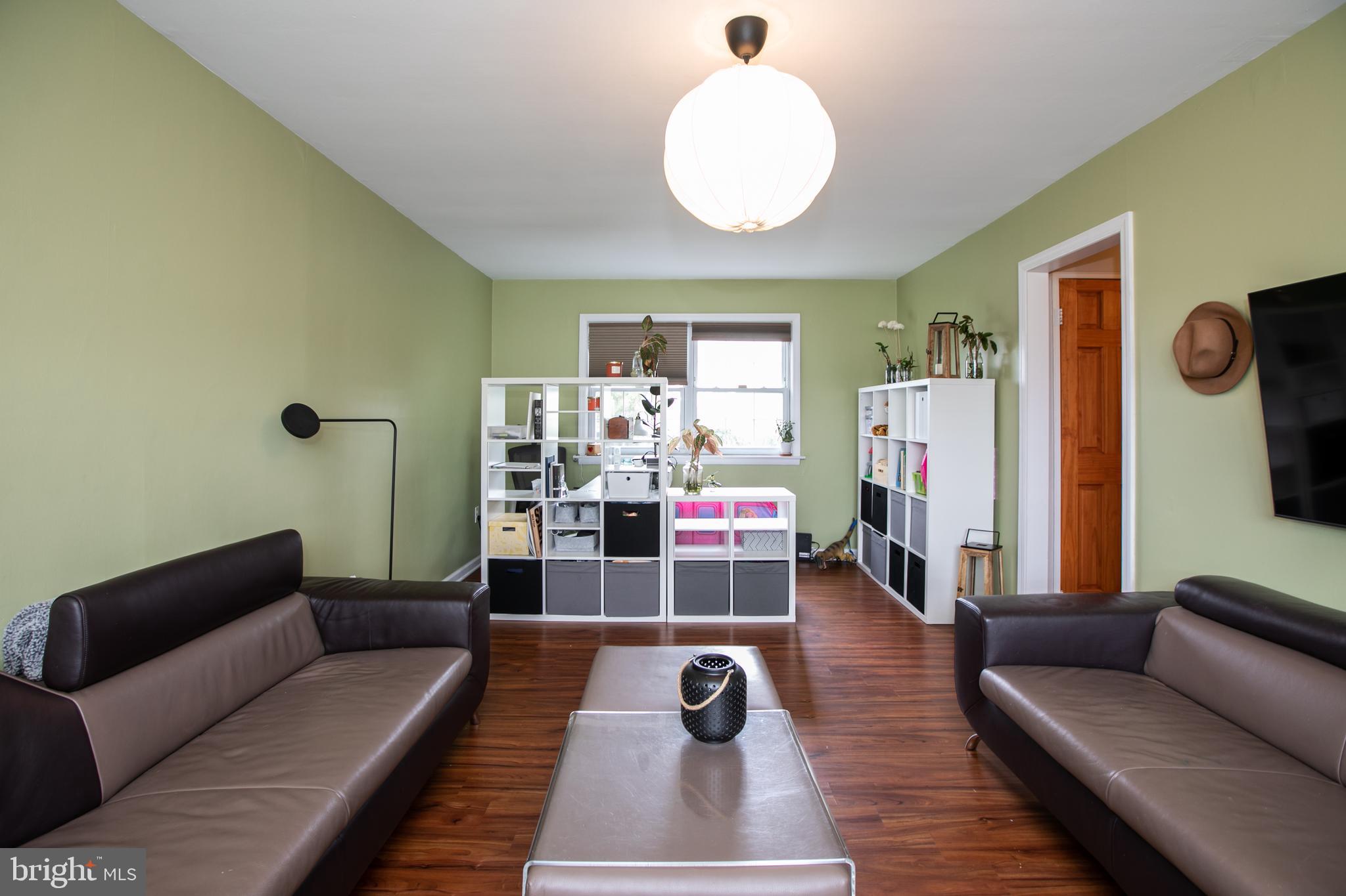 37 Albemarle Road Hamilton, NJ 08690 - Photo 6 of 33