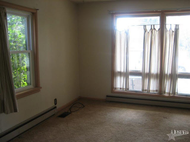 111 South 7th Street Decatur, IN 46733 - Photo 2 of 10