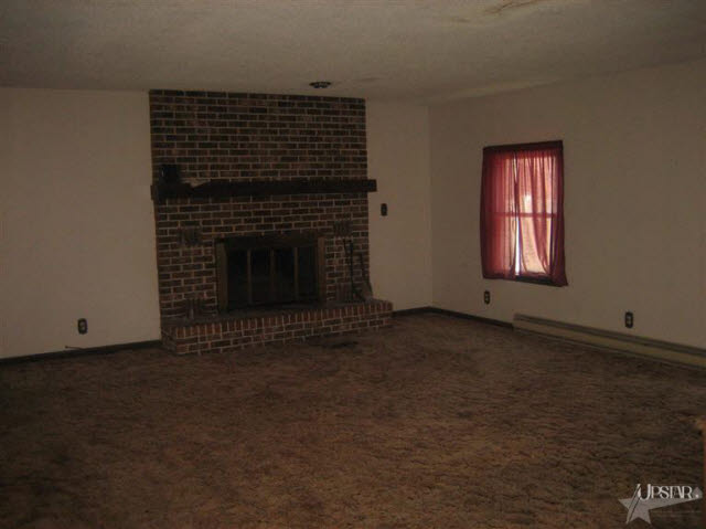 111 South 7th Street Decatur, IN 46733 - Photo 6 of 10
