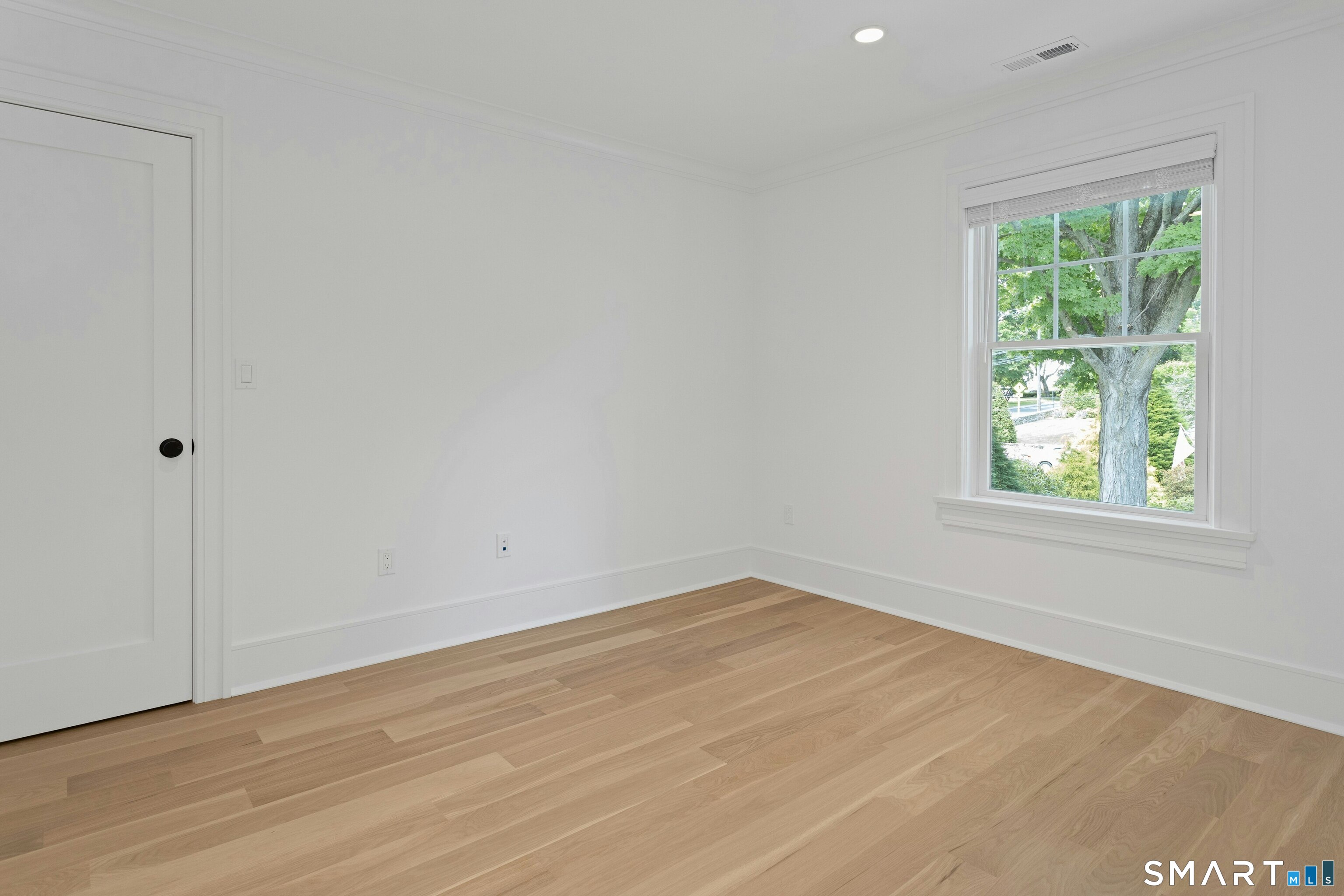 16 R Old Stamford Road New Canaan, CT 06840 - Photo 21 of 36