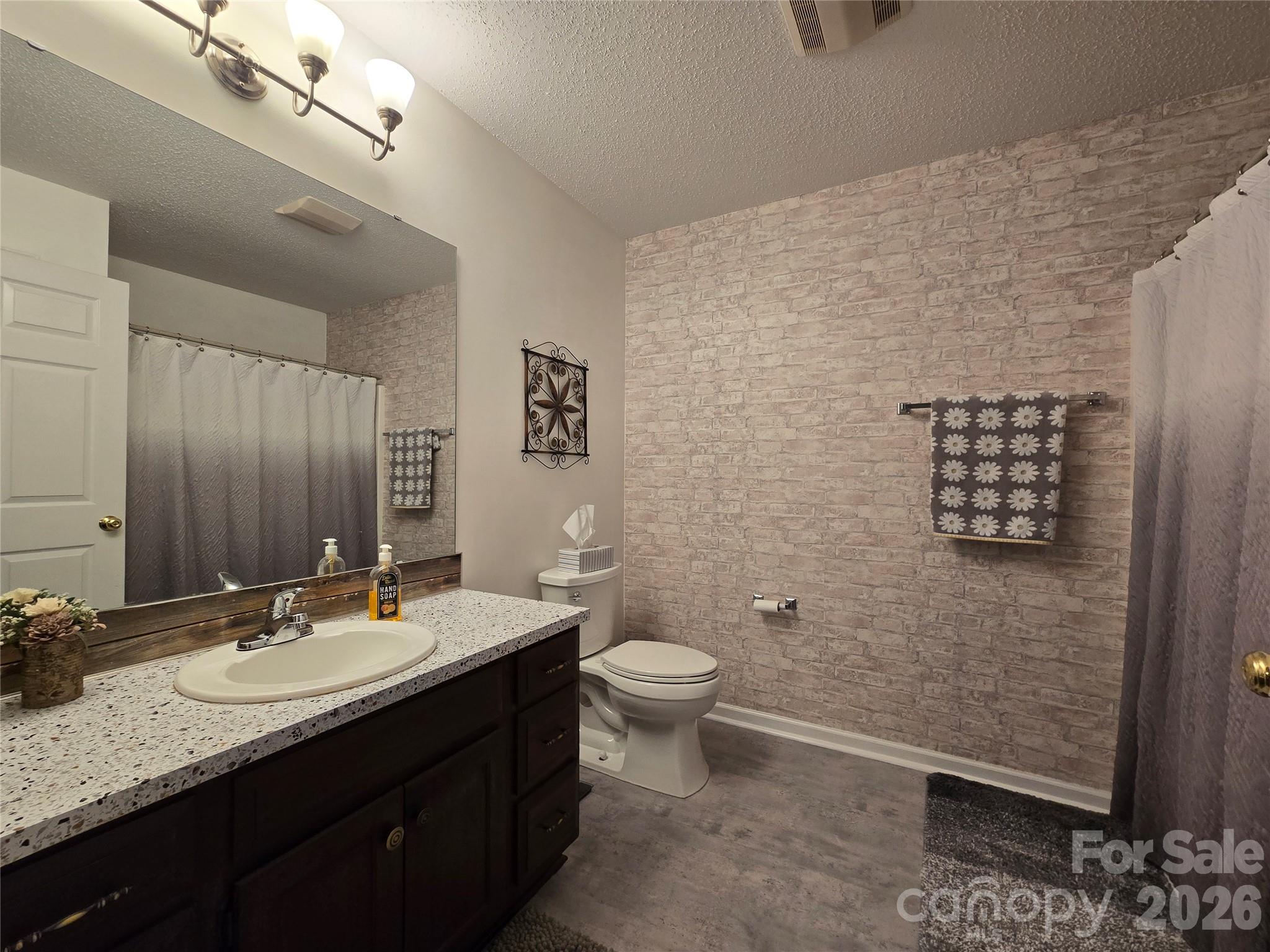 505 2nd St Place Northeast, Unit D2 Conover, NC 28613 - Photo 12 of 19