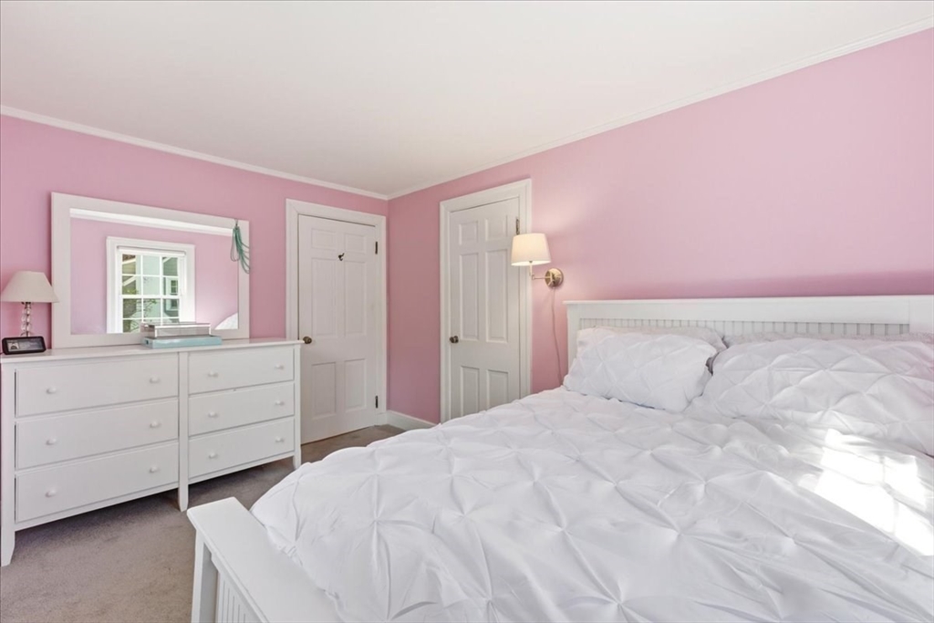 40 Woodard Road Boston, MA 02132 - Photo 20 of 27
