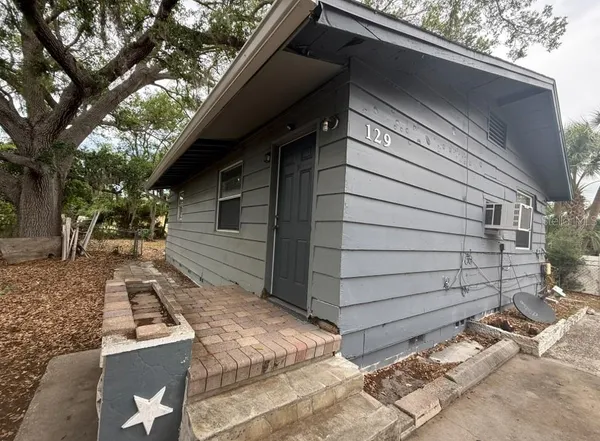 $1,495 | 129 North Pompano Avenue, Sarasota, FL 34237