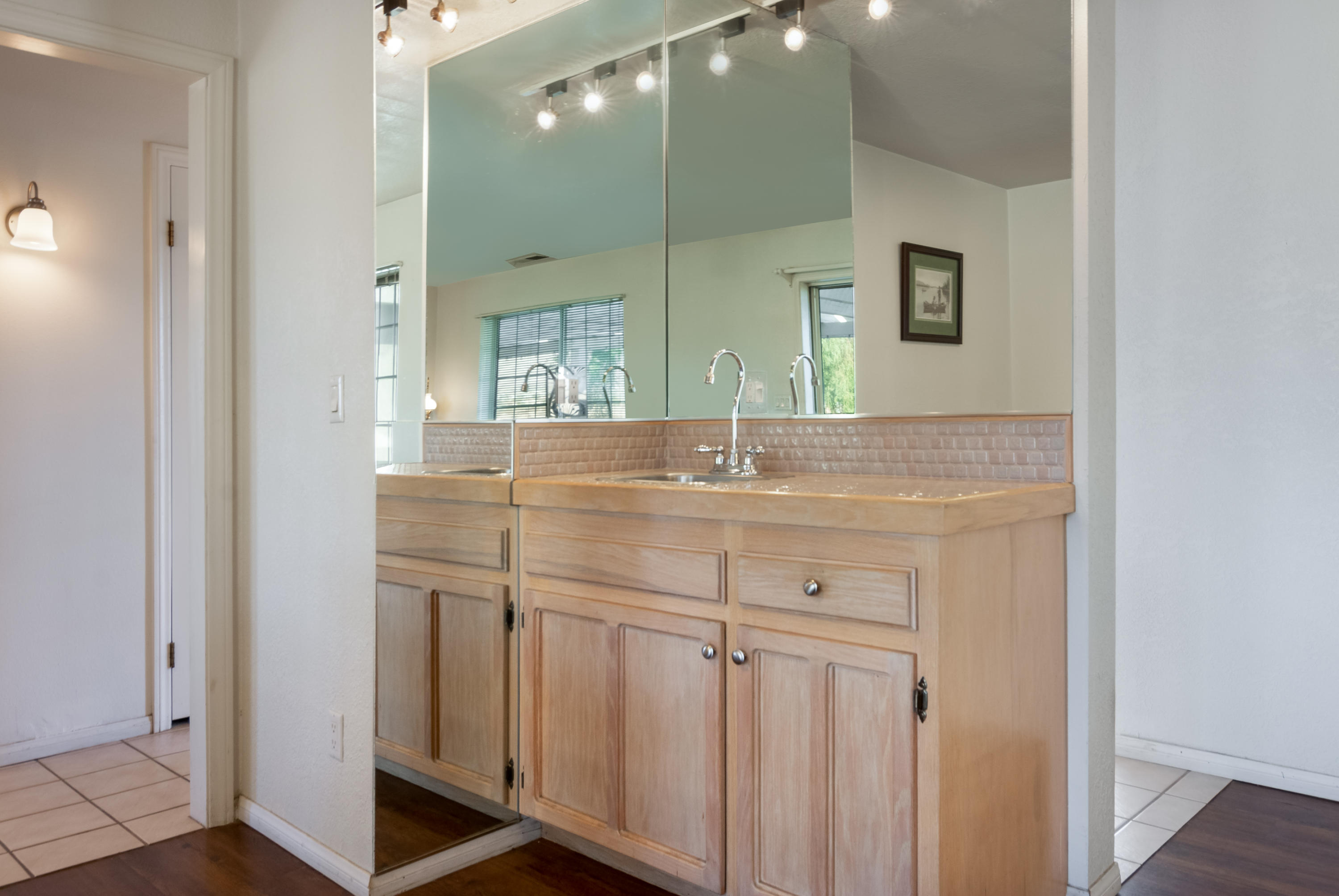 23230 Henry Road Sky Valley, CA 92241 - Photo 16 of 42 23230henryroad-hr-18