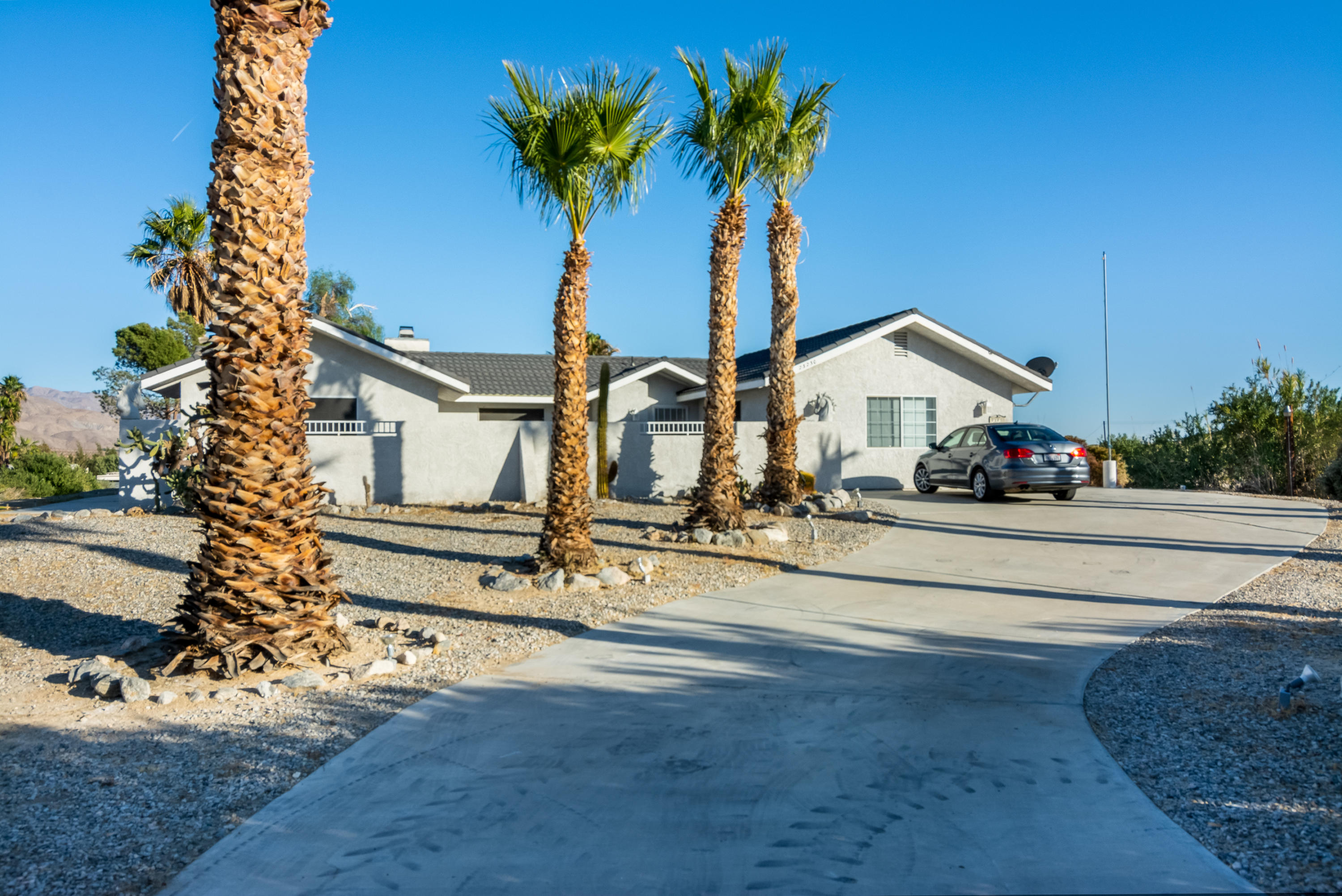 23230 Henry Road Sky Valley, CA 92241 - Photo 4 of 42 23230henryroad-hr-26