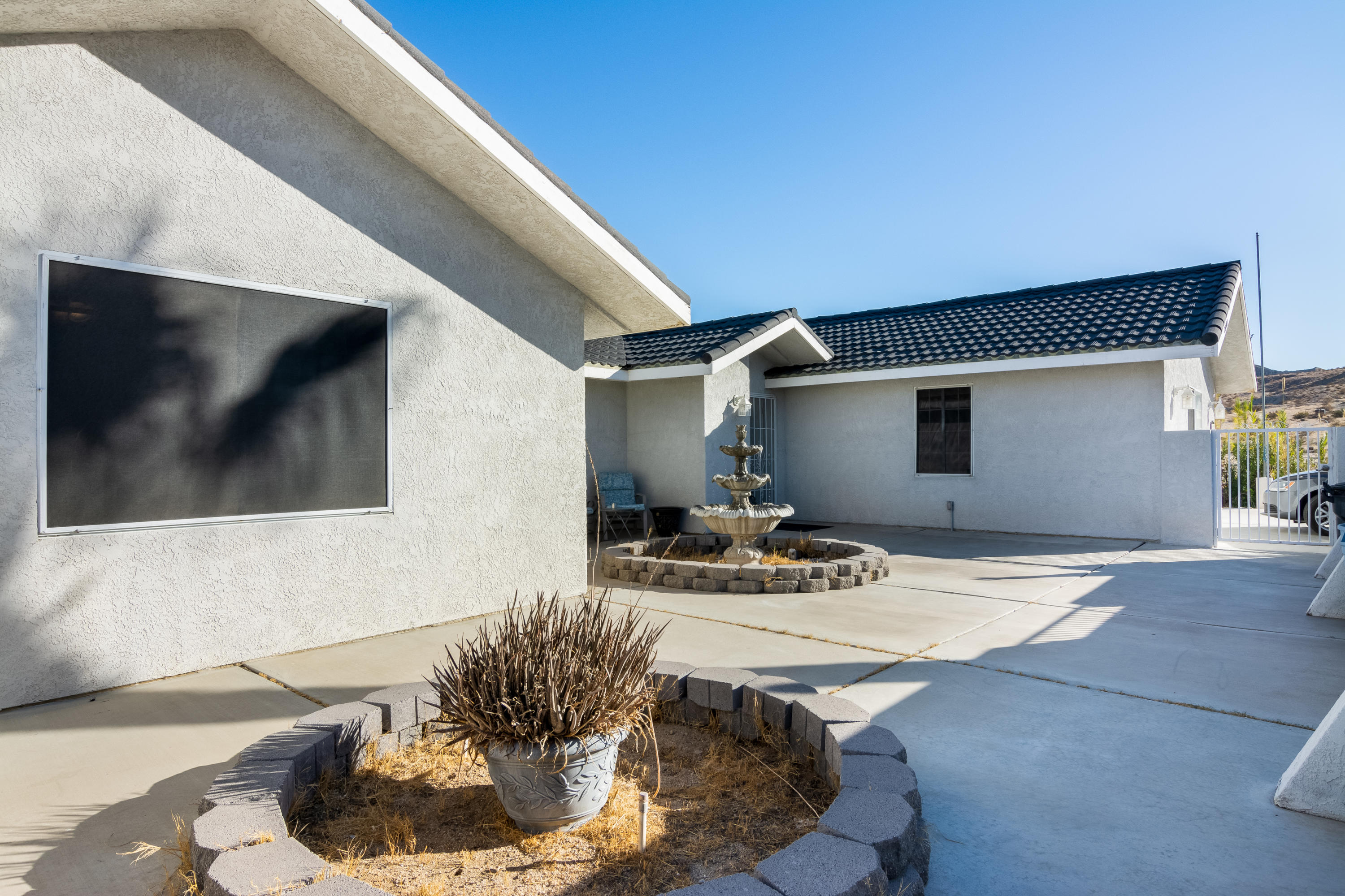 23230 Henry Road Sky Valley, CA 92241 - Photo 7 of 42 23230henryroad-hr-6