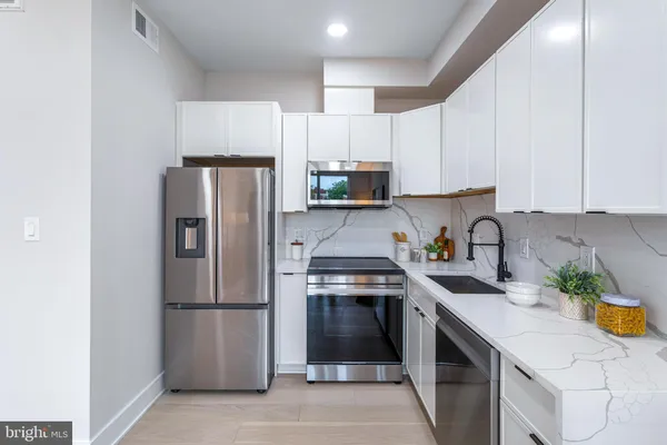 $429,990 | 1516 East Capitol Street Northeast, Unit C, Washington, DC 20003