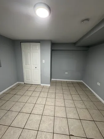 $2,000 | 5025 West 29th Place, Unit 1, Cicero, IL 60804