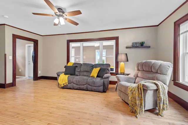 $385,000 | W10062 County Road West, Beaver Dam, WI 53916