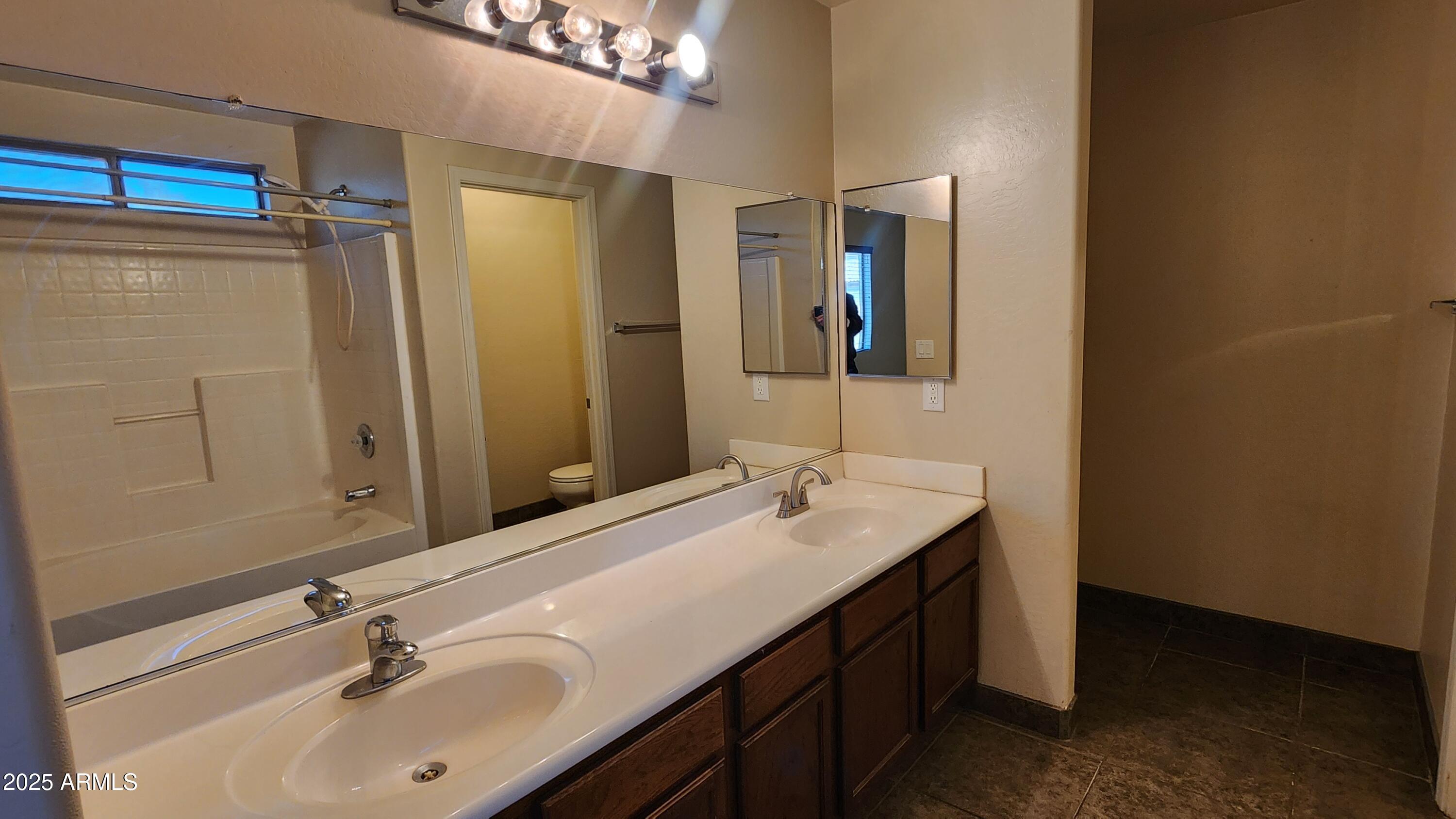 42814 West Irene Road Maricopa, AZ 85138 - Photo 11 of 18 1000026276