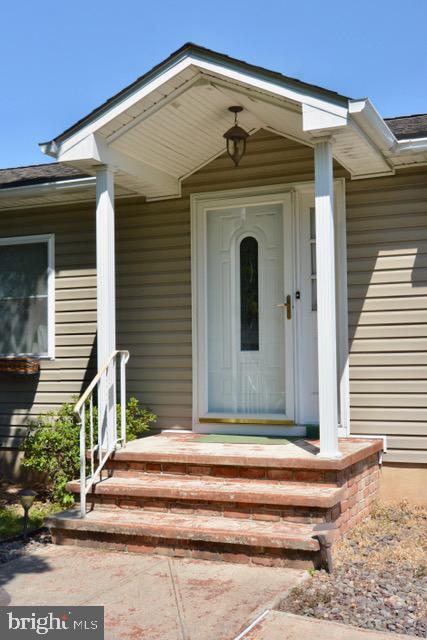 128 Aspen Avenue Sinking Spring, PA 19608 - Photo 29 of 39 Gallery Image 29