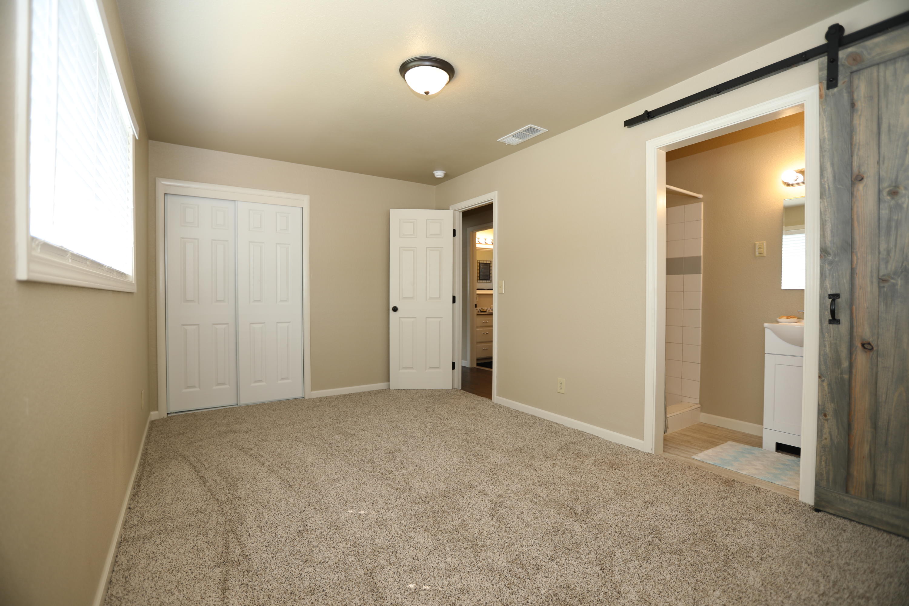 6560 Riverside Drive Redding, CA 96001 - Photo 11 of 15 a view of empty room