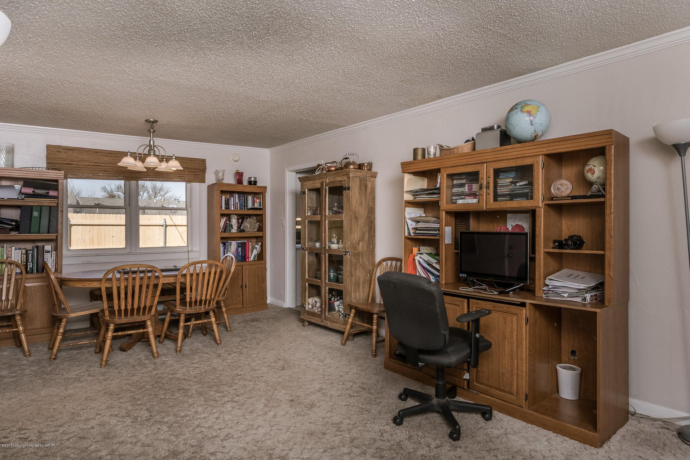 3304 Kingston Road Amarillo, TX 79106 - Photo 8 of 20 008_Den_