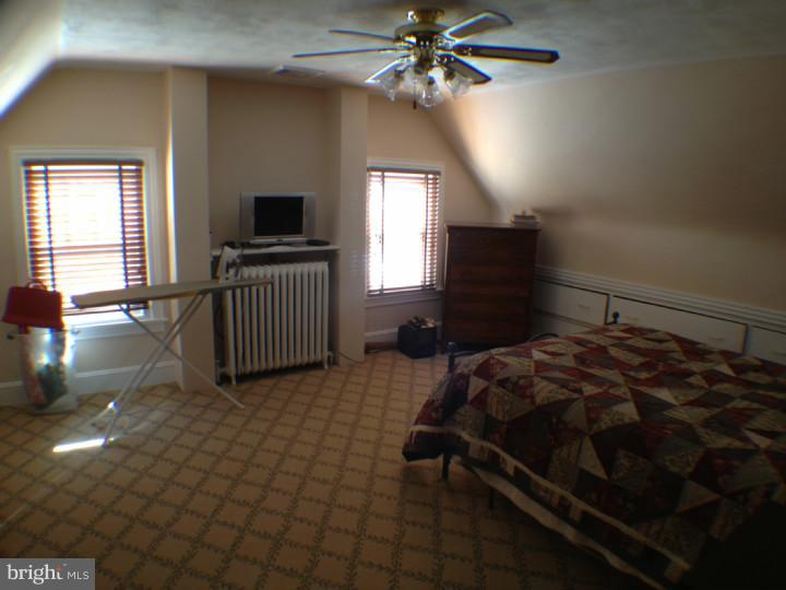 110 East Park Road Havertown, PA 19083 - Photo 16 of 24 Bedroom - Main