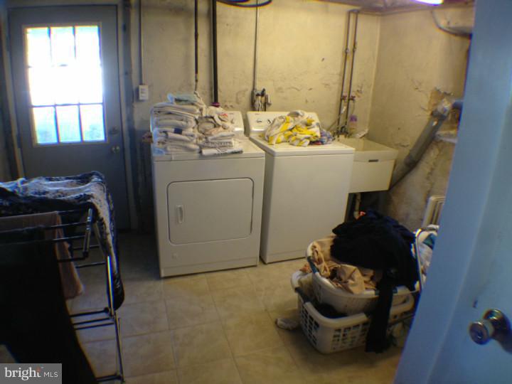 110 East Park Road Havertown, PA 19083 - Photo 22 of 24 Laundry Room