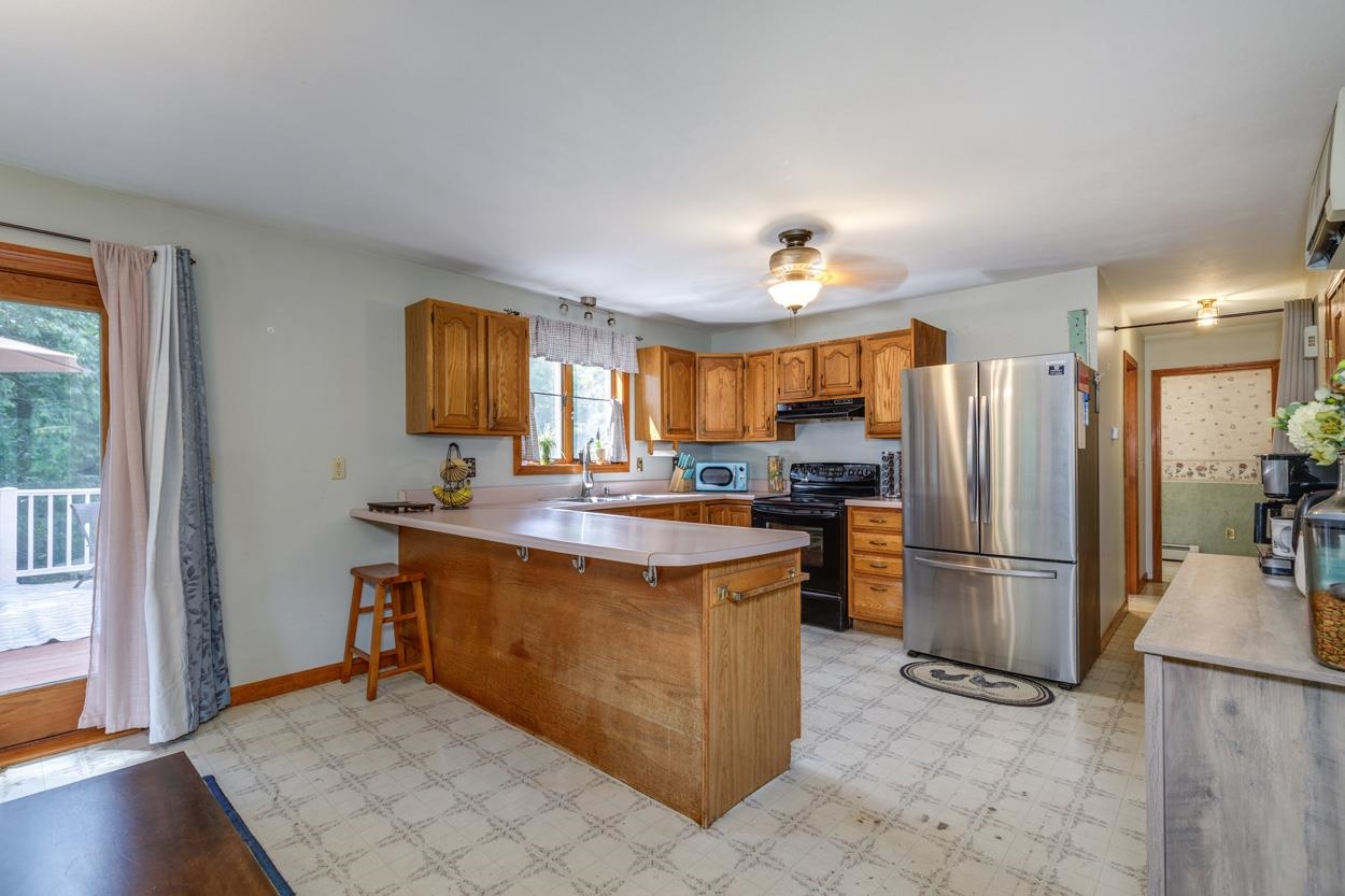 76 Hampstead Road Danville, NH 03819 - Photo 13 of 60 Gallery Image 13