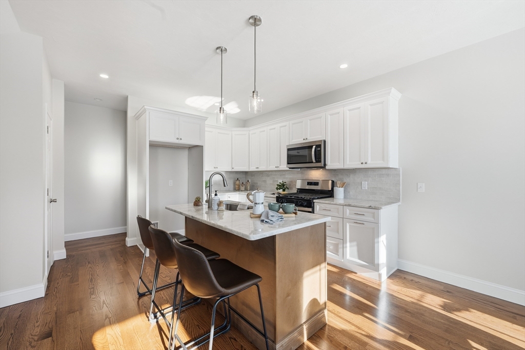 20 Willow Street Clinton, MA 01510 - Photo 7 of 28