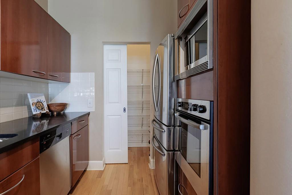 3820 Roswell Road, Unit 205 Atlanta, GA 30342 - Photo 9 of 27