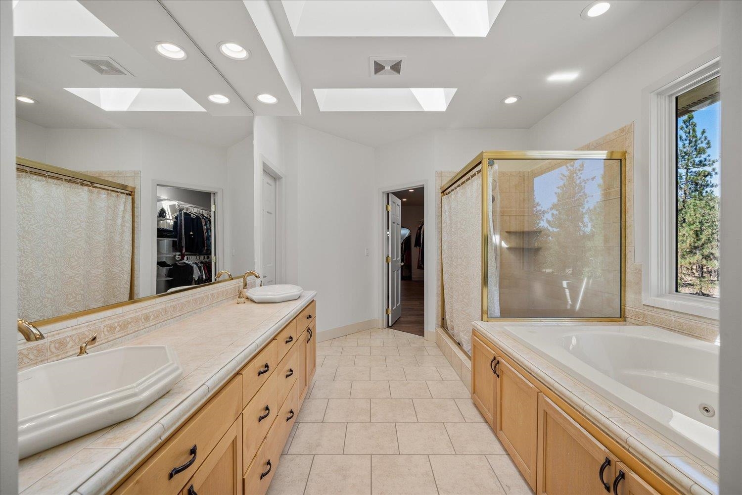 7010 West Rim Lane Spokane, WA 99224 - Photo 24 of 44