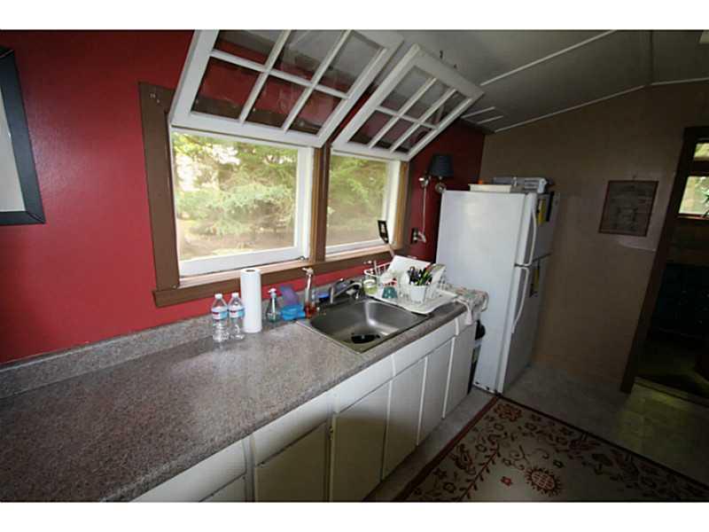 131 Ligonier 157 Road Ligonier, PA 15658 - Photo 10 of 25 Kitchen.
