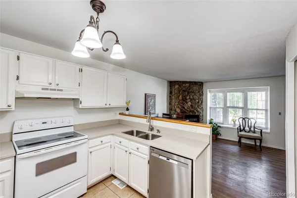 $1,400 | 1238 South Flower Circle, Unit D, Lakewood, CO 80232